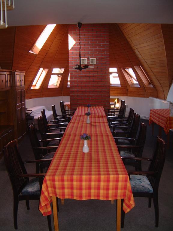 Park Vendeghaz Hotel Kecskemet Bagian luar foto